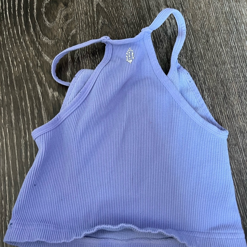 Free people movement cropped top, size m/l. Great condition